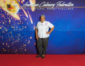 Auntie O's Cafe Award Winner